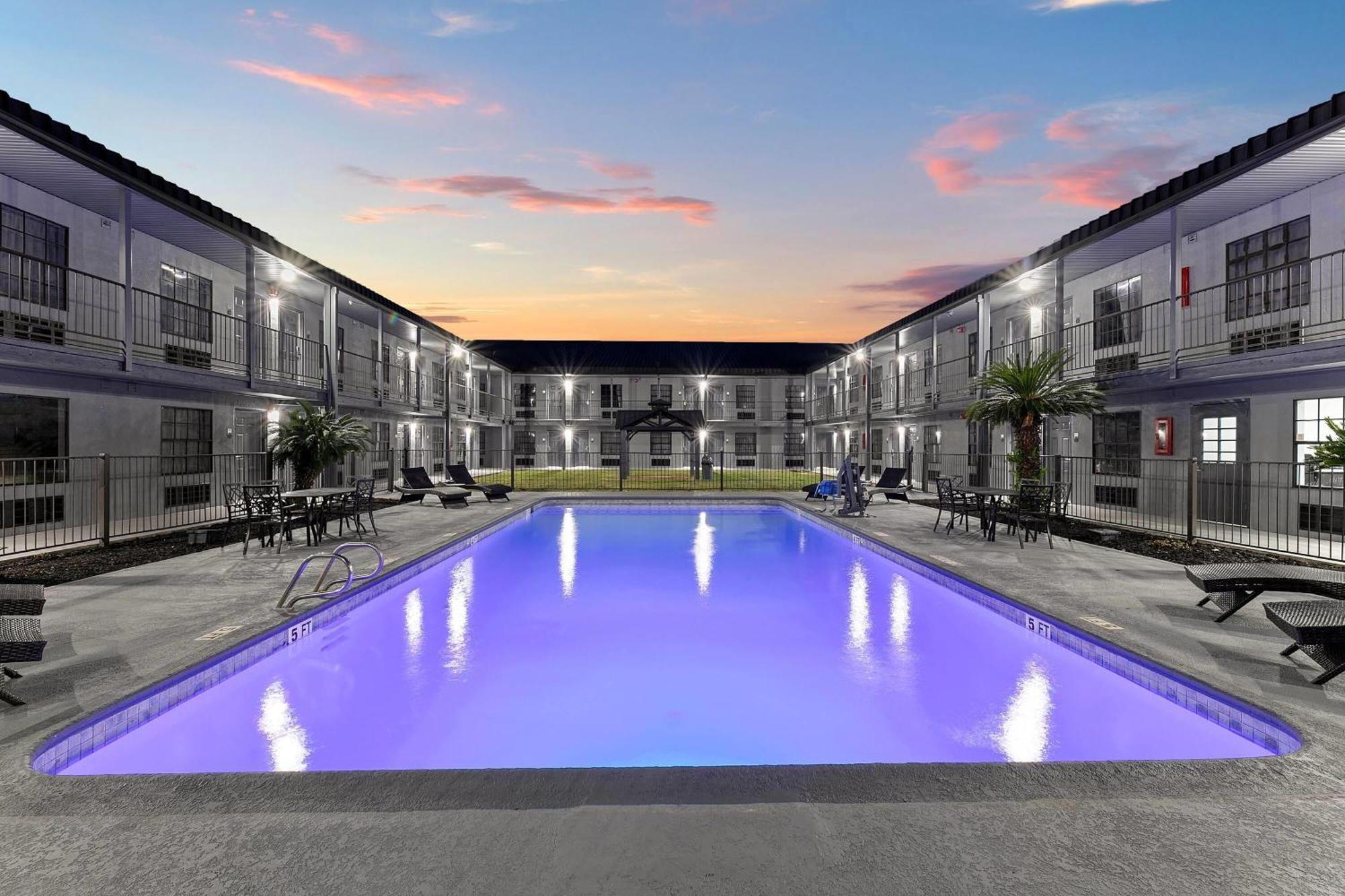 Days Inn By Wyndham San Antonio Near Lackland Afb エクステリア 写真