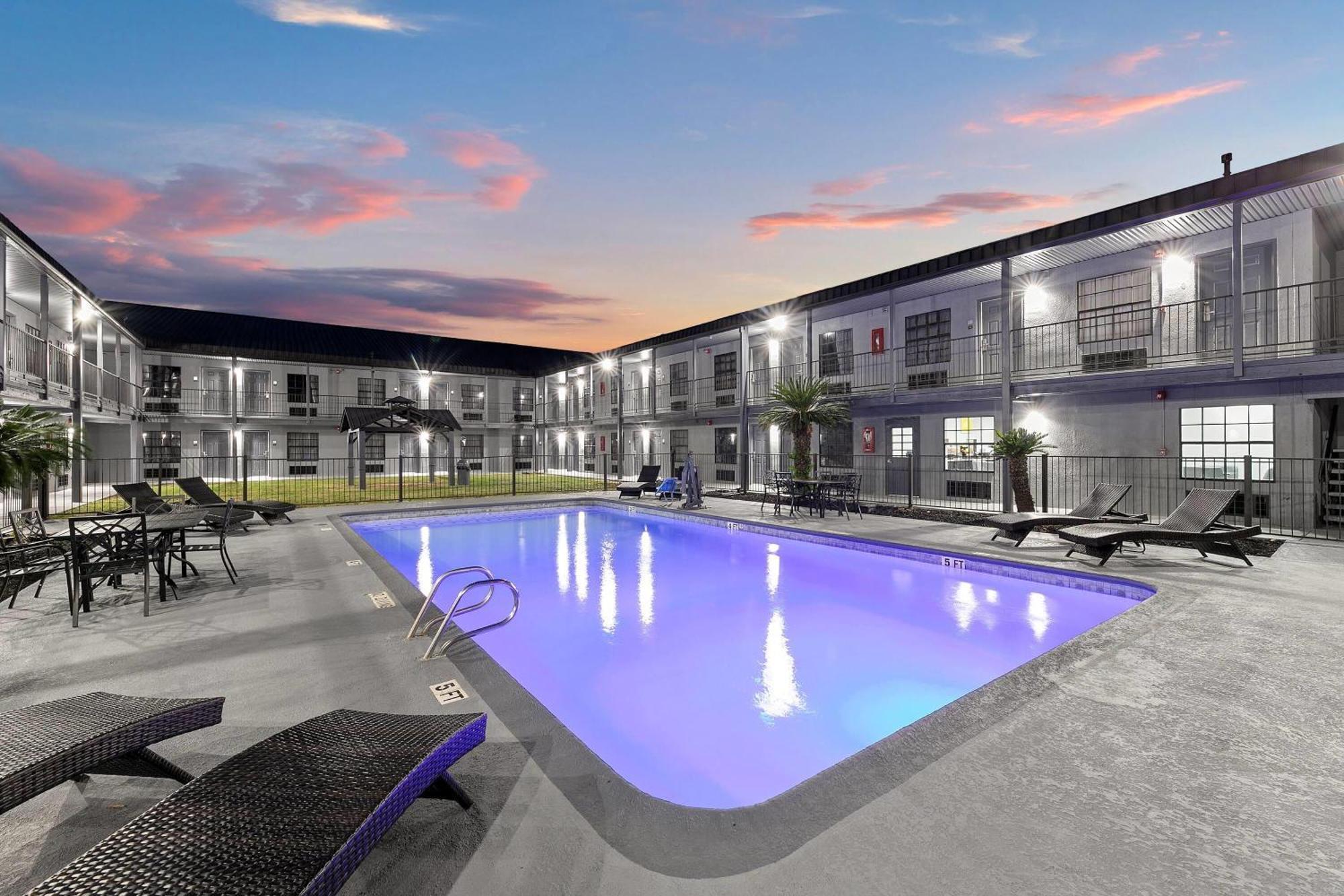 Days Inn By Wyndham San Antonio Near Lackland Afb エクステリア 写真